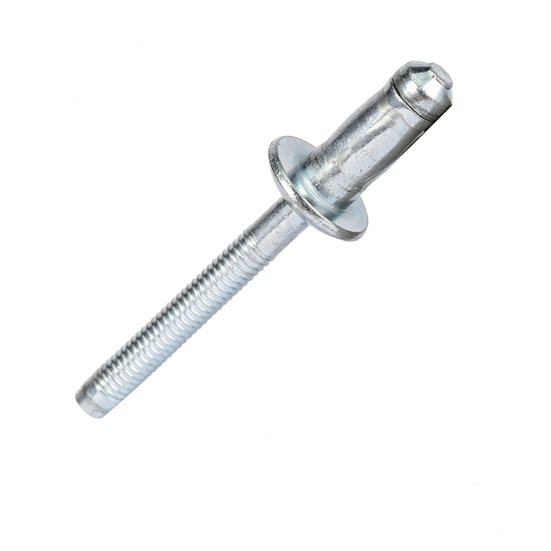 Teras yang berkesan menarik rivet