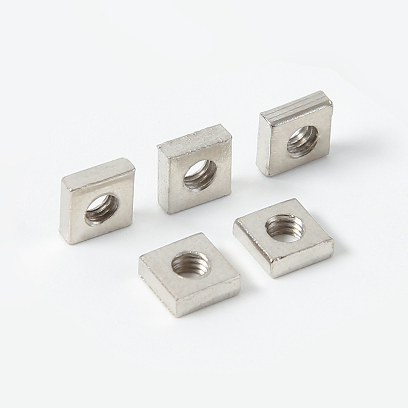 Kacang Kepala Segiempat